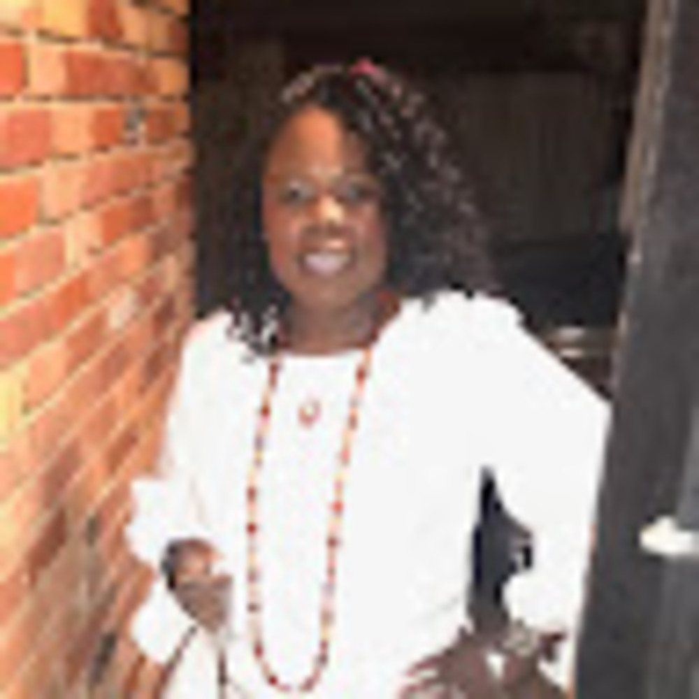 Meet your Posher, Sharon